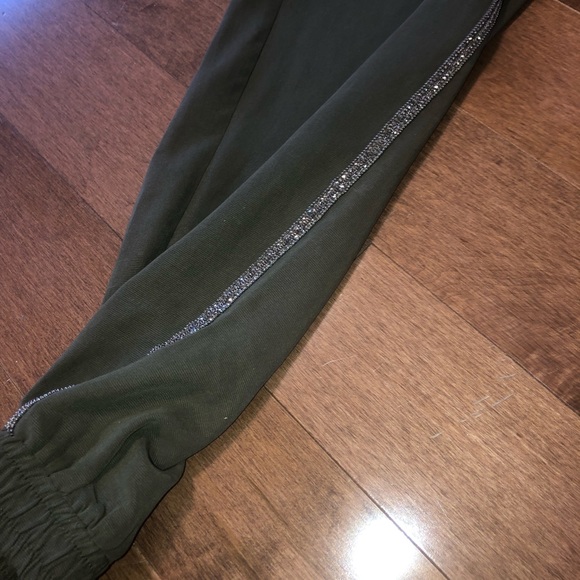 Zara Joggers - Picture 7 of 8